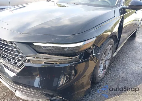 2024 Honda Accord Ex z USA, uszkodzony, nr VIN 1HGCY1F39RA004490